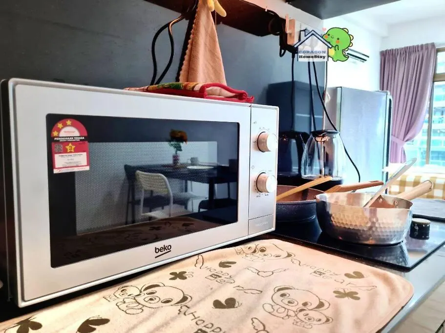Mr Brown'S Lovely Studio With Balcony Palazio By Gdragon Homestay Johor Bahru